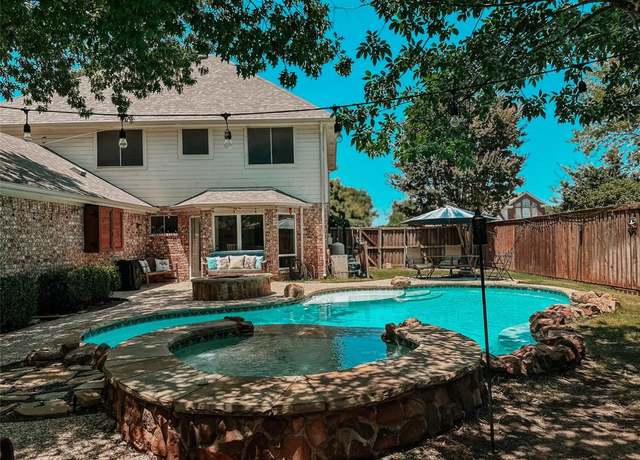 Property at 2045 Biscayne Dr, Lewisville, TX 75067, 3 beds, 2.5 baths