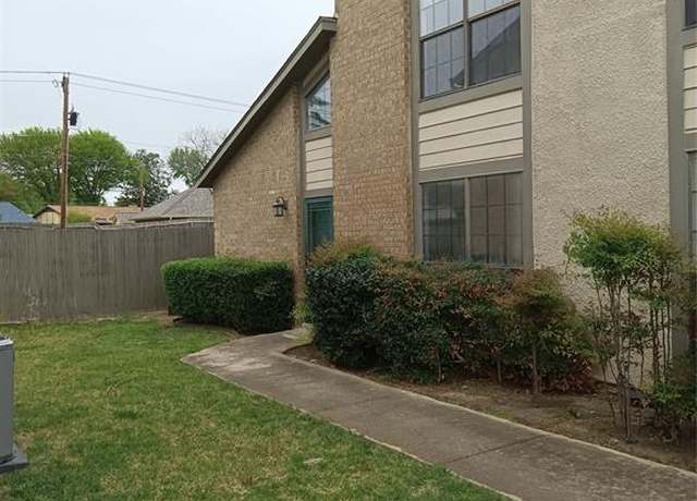 Property at 330 W Harwood Rd Unit C, Hurst, TX 76054, 3 beds, 2 baths
