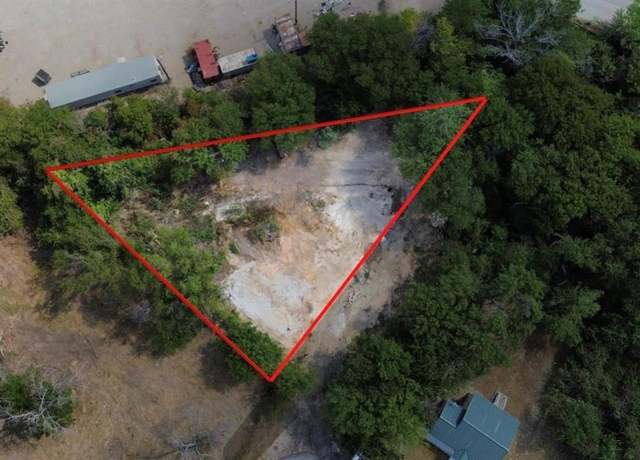 Property at 418 Shannon St, Weatherford, TX 76086