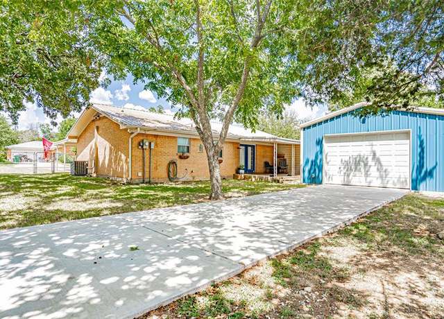 Property at 1490 Lockwood St, Stephenville, TX 76401, 3 beds, 2 baths