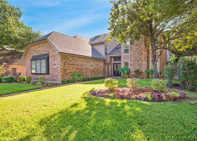 Property at 6535 Barkwood Ln, Dallas, TX 75248, 4 beds, 3.5 baths