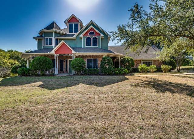 Property at 406 Muskingum Rd, Waxahachie, TX 75165, 4 beds, 3.5 baths