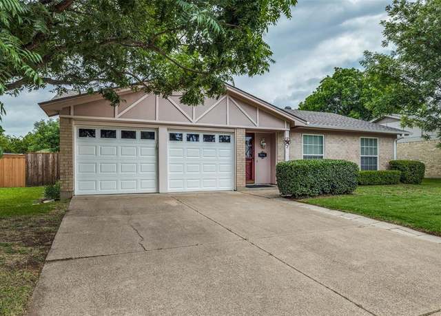 Property at 2315 Yale Dr, Arlington, TX 76015, 3 beds, 2 baths