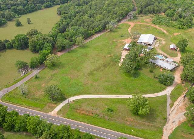 Property at 1475 FM 49, Mineola, TX 75773, 4 beds, 2.5 baths
