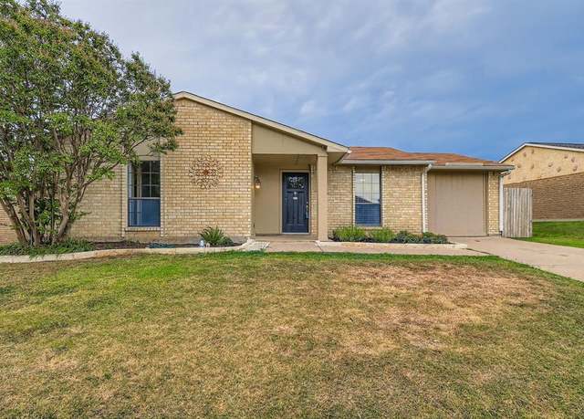 Property at 4240 Pepperbush Dr, Fort Worth, TX 76137, 3 beds, 2 baths