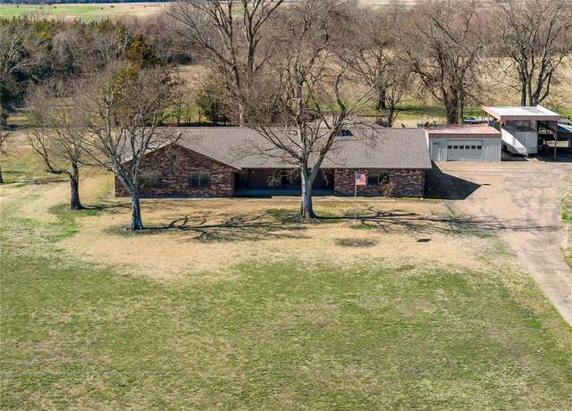 Property at 735 State Highway 37 N, Clarksville, TX 75426, 5 beds, 3 baths