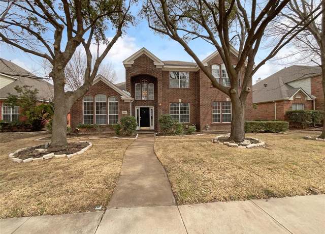 Property at 8812 Smokey Dr, Plano, TX 75025, 5 beds, 3 baths