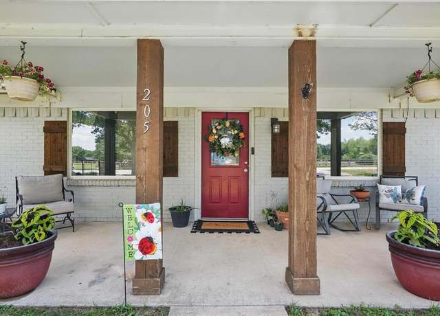 Property at 205 Davis Rd, Combine, TX 75159, 3 beds, 2 baths