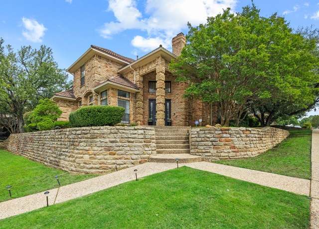 Property at 2320 Table Rock Ct, Arlington, TX 76006, 5 beds, 3.5 baths