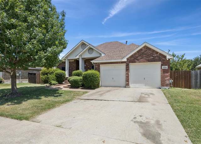 Property at 7806 Albany Dr, Rowlett, TX 75089, 4 beds, 2 baths