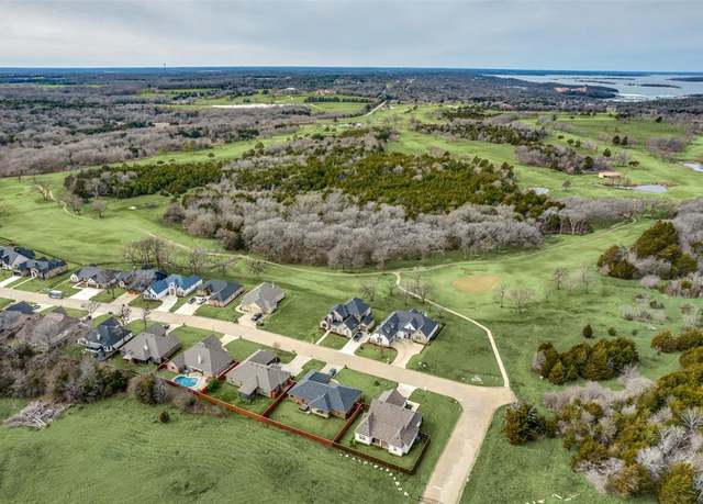 Property at 260 Bent Oak Dr, Pottsboro, TX 75076, 3 beds, 2.5 baths