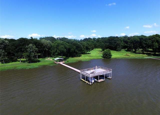 Property at 2101 S Oaks Ln, Lone Oak, TX 75453, 3 beds, 2 baths