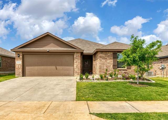 Property at 9449 Firedog Dr, Fort Worth, TX 76131, 5 beds, 2 baths
