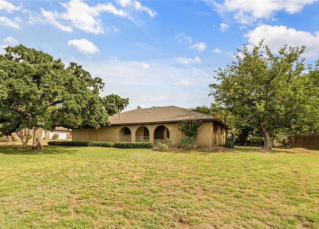 Property at 1217 Robin Dr, Keller, TX 76262, 3 beds, 2 baths