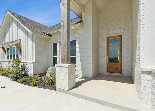 Property at 3009 Westfork Way, Springtown, TX 76082, 4 beds, 3 baths