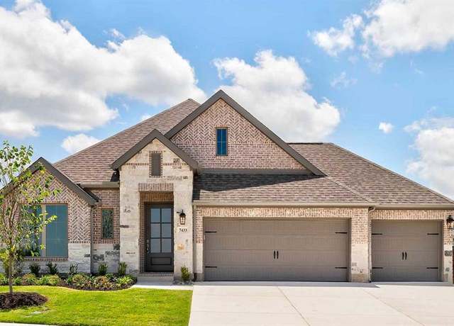 Property at 7433 Harrier St, Fort Worth, TX 76179, 4 beds, 2.5 baths
