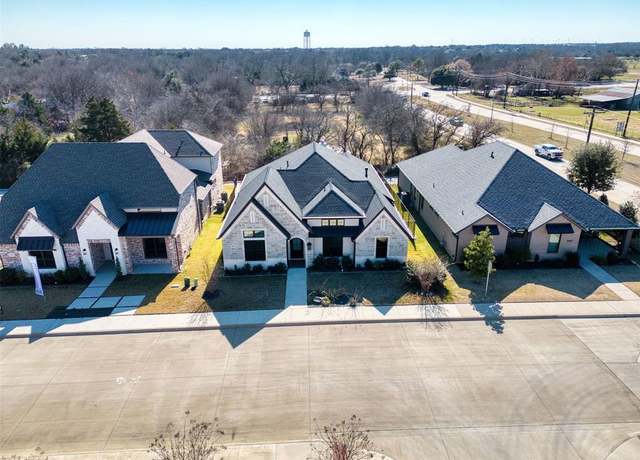 Property at 1661 Ethan Cir, Midlothian, TX 76065, 3 beds, 2 baths