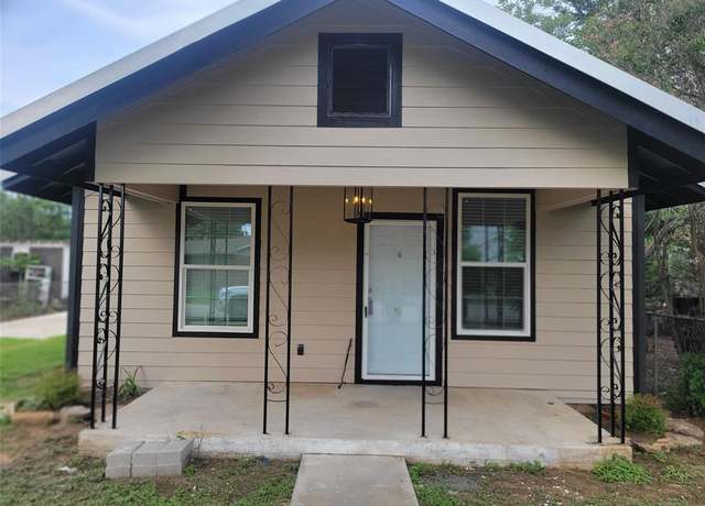 Property at 201 S 2nd St, Bangs, TX 76823, 2 beds, 1 bath