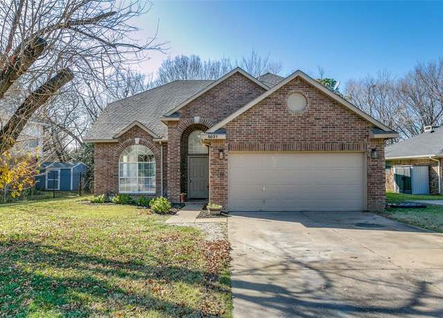 Property at 5021 Creekwood Dr, Flower Mound, TX 75028, 3 beds, 2.5 baths