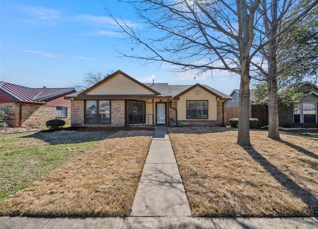 Property at 716 Fieldwood Dr, Mesquite, TX 75150, 2 beds, 2 baths