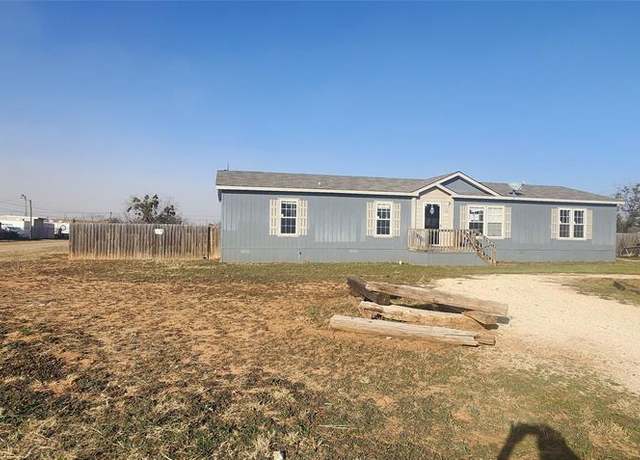 Property at 1506 N 2nd, Merkel, TX 79536, 4 beds, 2 baths