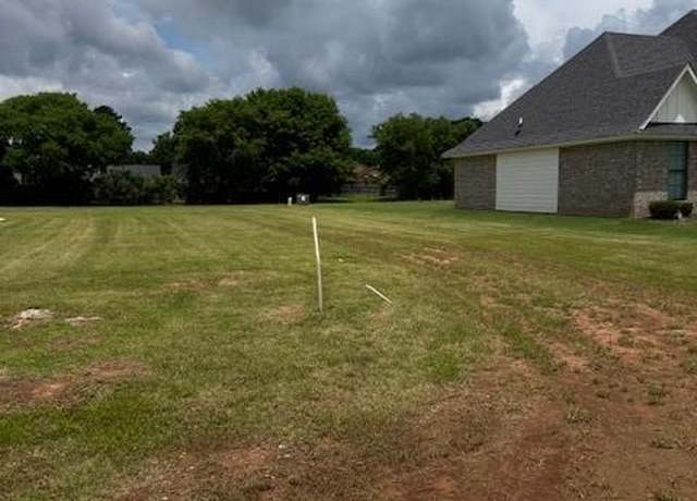 Property at 323 Newport Ln, Benton, LA 71006