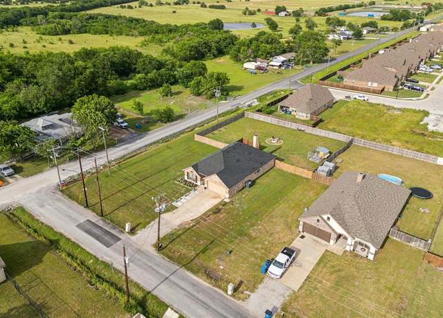 Property at 201 East St, Josephine, TX 75173, 4 beds, 2 baths