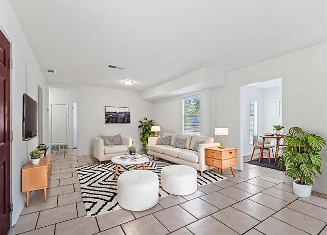 Property at 826 Ryan Rd, Dallas, TX 75224, 3 beds, 2 baths