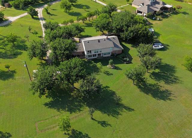 Property at 679 Doe Creek Rd, Little Elm, TX 75068, 5 beds, 4 baths