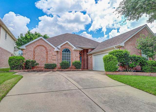Property at 5316 Lake Mead Trl, Fort Worth, TX 76137, 4 beds, 2 baths