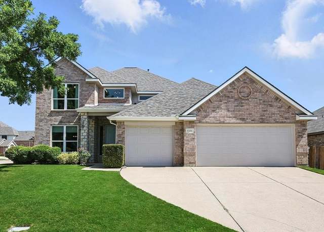 Property at 5701 Sugar Maple Dr, Fort Worth, TX 76244, 4 beds, 3 baths