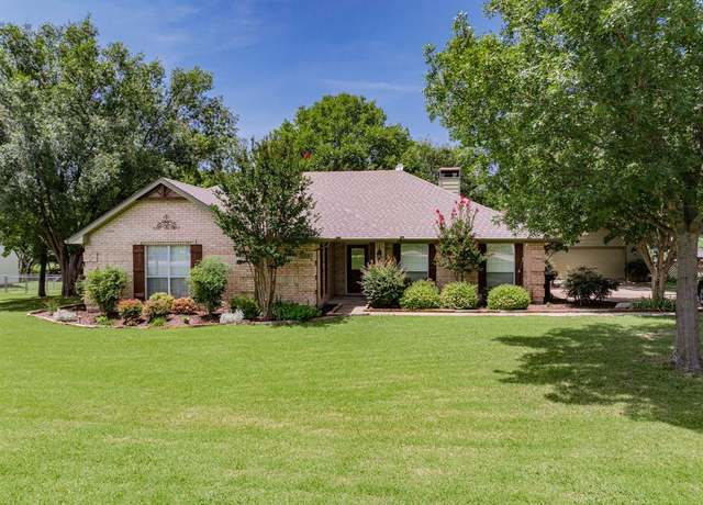 Property at 520 Overland Dr, Lowry Crossing, TX 75069, 3 beds, 1.5 baths