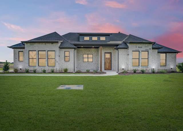 Property at 2241 Pitchfork Ranch Rd, Waxahachie, TX 75165, 4 beds, 2 baths