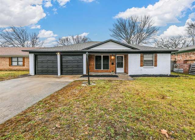 Property at 1846 Oak Hill Cir, Dallas, TX 75217, 3 beds, 2 baths