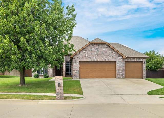 Property at 13501 Leather Strap Dr, Fort Worth, TX 76052, 4 beds, 2 baths
