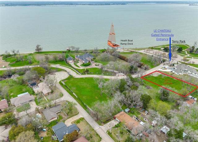 Property at 11 Peninsula Ct, Heath, TX 75032