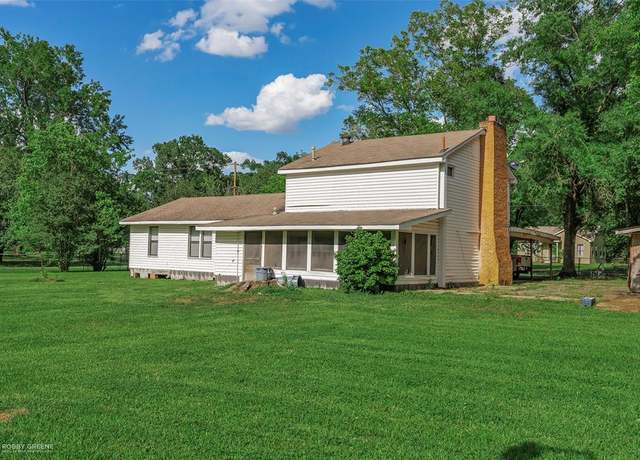 Property at 9654 Darrell Ave, Shreveport, LA 71106, 4 beds, 2 baths