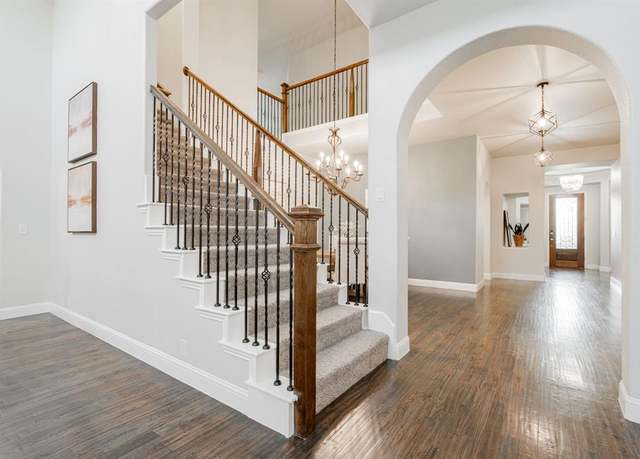 Property at 1108 Canterbury Ln, Forney, TX 75126, 5 beds, 4.5 baths