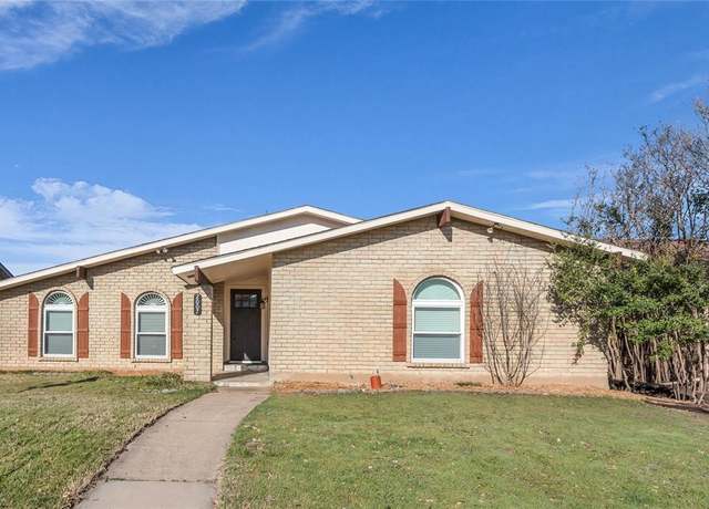 Property at 2007 Christie Ln, Carrollton, TX 75007, 3 beds, 2 baths