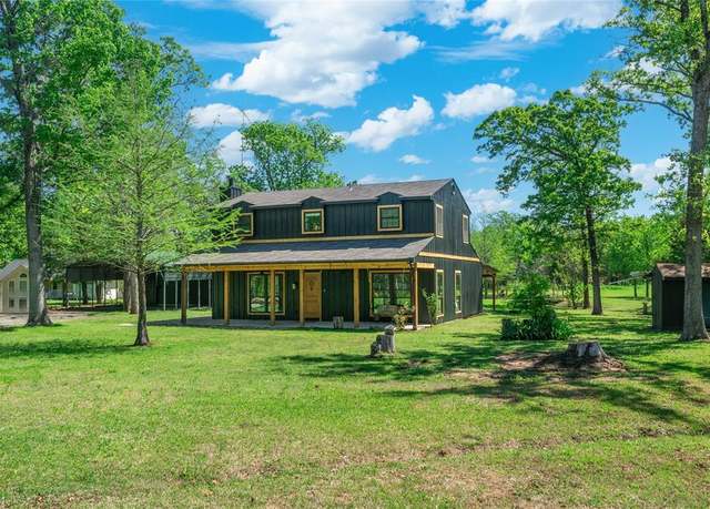 Property at 2523 County Road 3303, Greenville, TX 75402, 4 beds, 2.5 baths