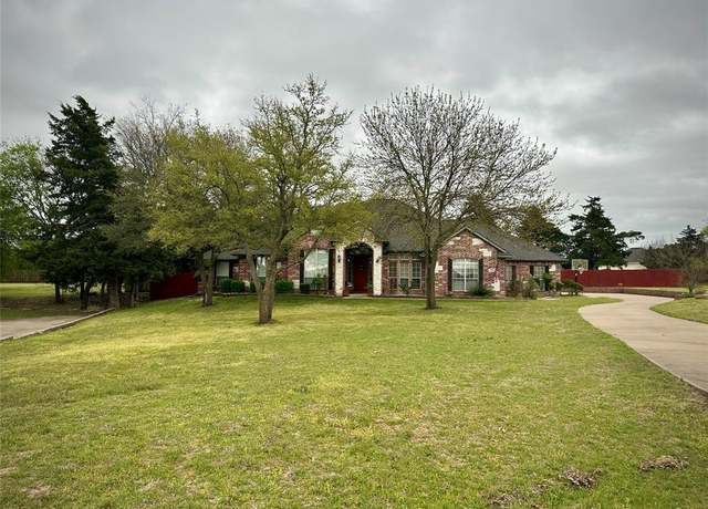 Property at 2610 Jakes Ct, Midlothian, TX 76065, 4 beds, 2.5 baths