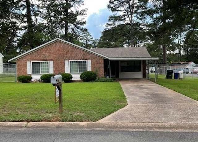 Property at 3304 Gorton Rd, Shreveport, LA 71119, 3 beds, 2 baths