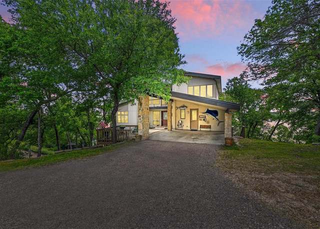 Property at 8133 Cahoba Dr, Fort Worth, TX 76135, 4 beds, 3.5 baths