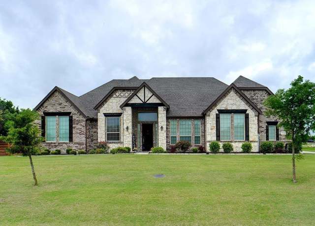 Property at 1333 Wilderness Ln, Forney, TX 75126, 4 beds, 3.5 baths