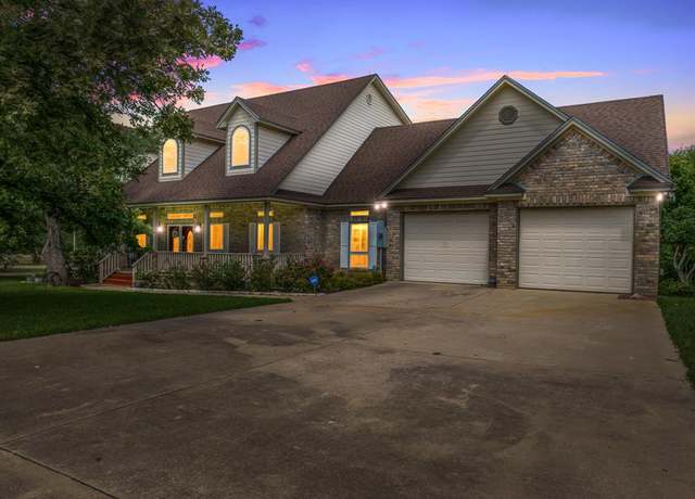 Property at 1264 Overlook Dr, Whitney, TX 76692, 3 beds, 3 baths