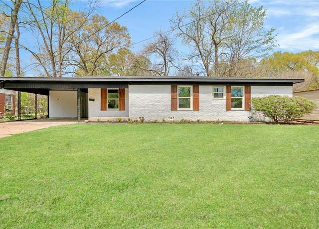Property at 2121 Cedar St, Paris, TX 75460, 3 beds, 2 baths