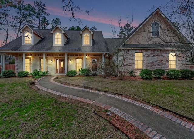 Property at 1904 Loblolly Ln, Lufkin, TX 75904, 5 beds, 4 baths