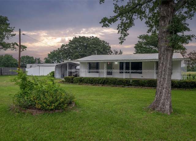 Property at 1522 Woods West, Kemp, TX 75143, 1 bed