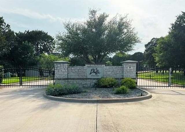 Property at 3127 Koscher Dr, Grand Prairie, TX 75104