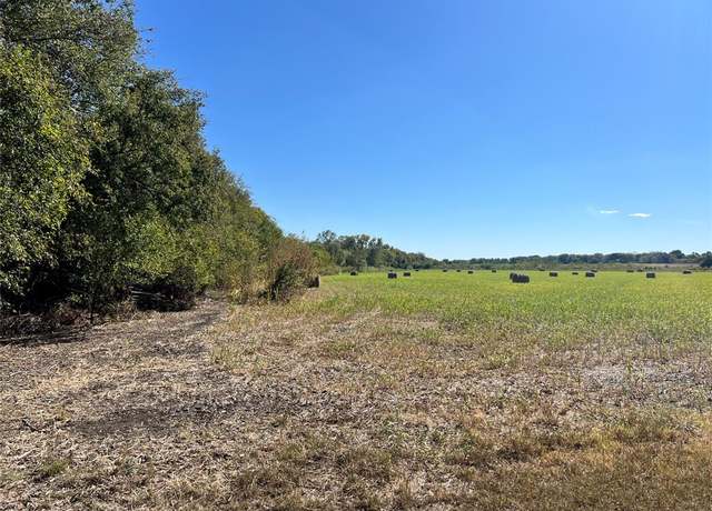 Property at TBD E Travis St, Italy, TX 76651